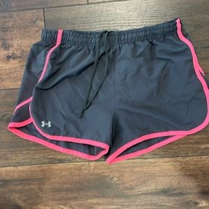 Breast cancer awareness Gray and pink Under Armour shorts size small